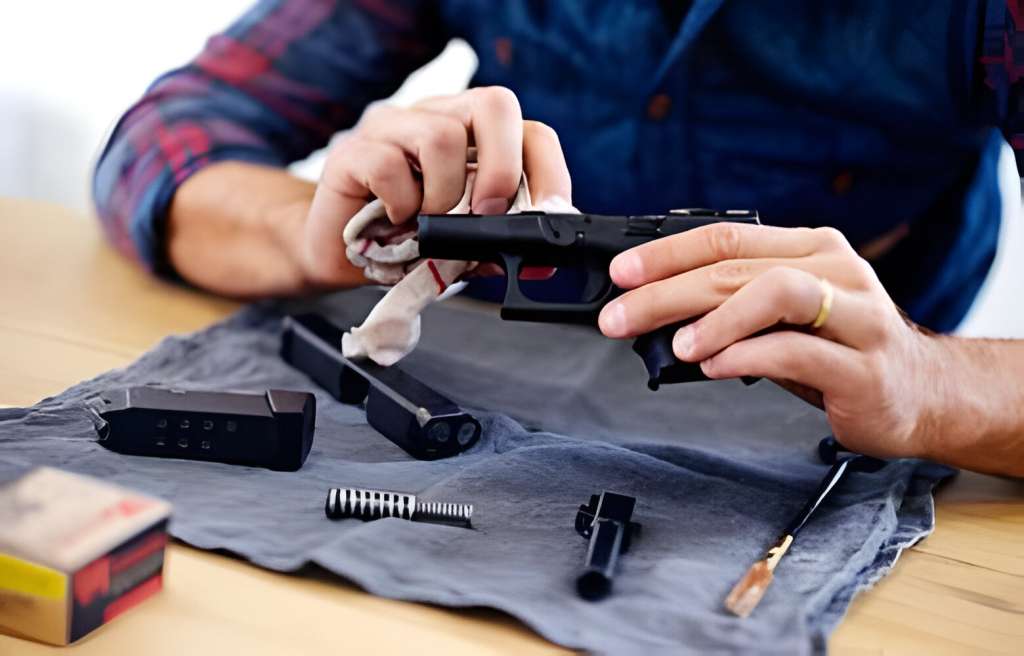 Gun Cleaning Kit,